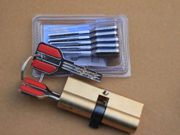 山南市24小时上门开锁公司